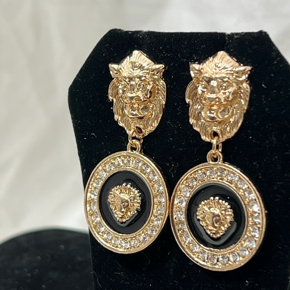 Fashion Jewelry Ladys Earrings Lion Heads Straight Up High Fashion☑️ - Picture 2 of 8